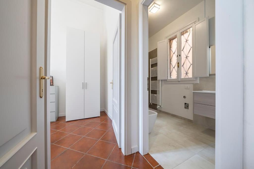 Via Emilia Centro - Stupendo Appartamento A Modena Kültér fotó