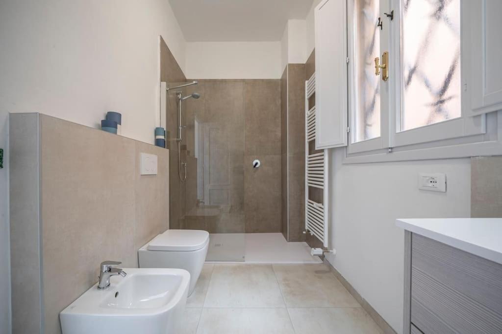 Via Emilia Centro - Stupendo Appartamento A Modena Kültér fotó